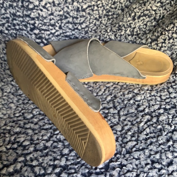 No.6 Suede Frida Flat Clog - Picture 7 of 16